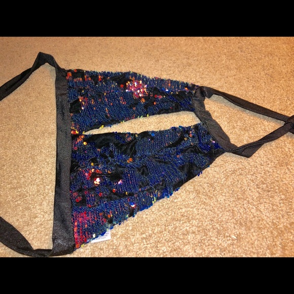 iHeartRaves Reptilia Sequin Keyhole Halter Top - Picture 5 of 6
